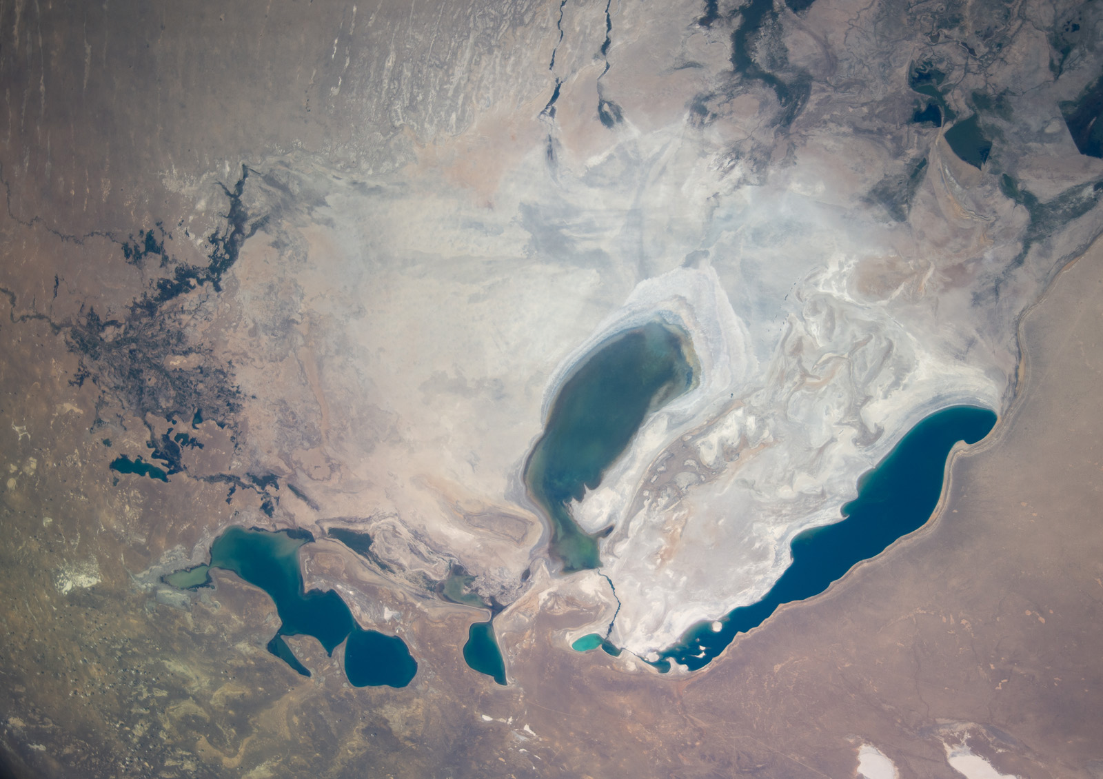 Аральское море 2022 со спутника